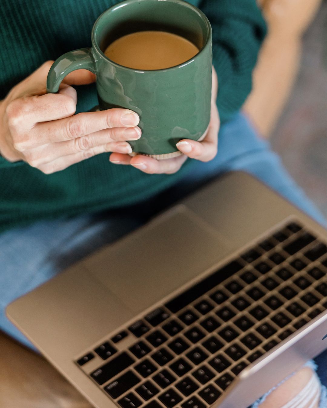 How to Create Your Signature Hand-Raiser Funnel